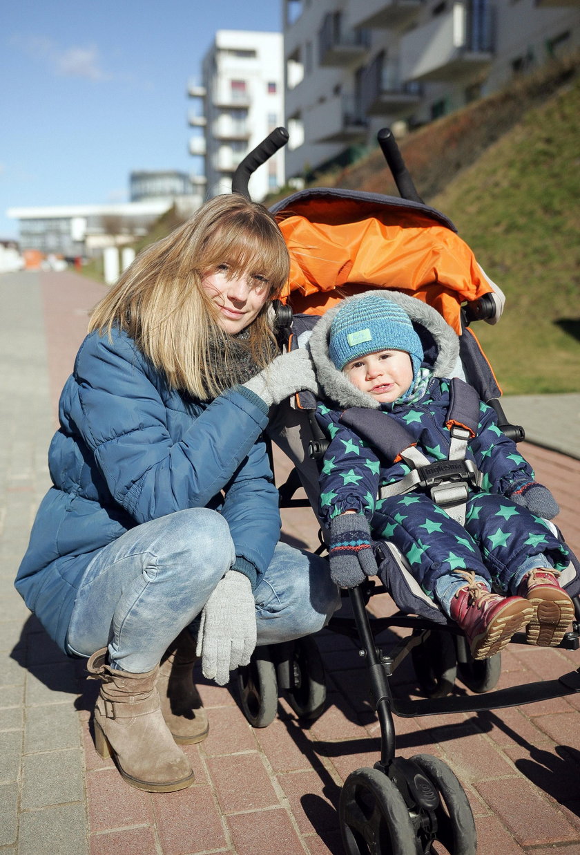 Małgorzata Sabiniarz (32 l.), mama Leona (1 rok)