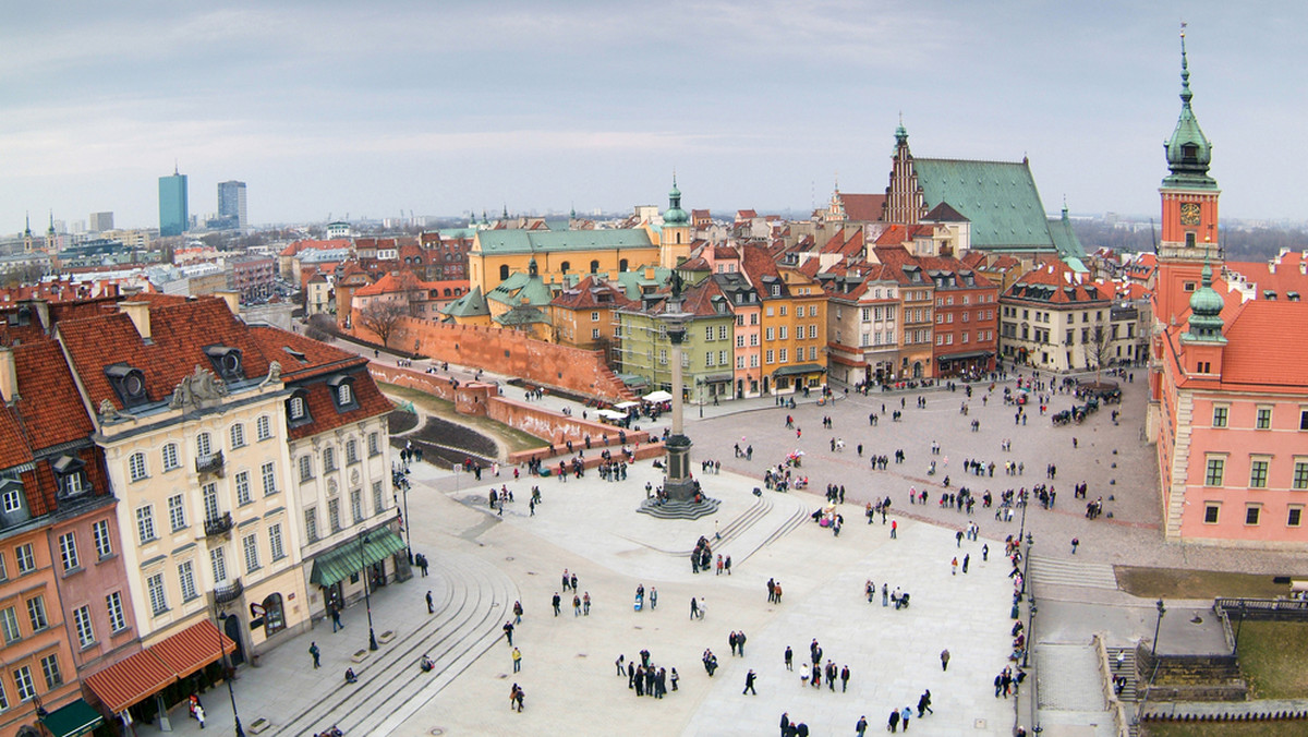 Wykłady o różnych perspektywach odbudowy warszawskiej Starówki i o miejscach wpisanych na Światową Listę Dziedzictwa UNESCO, a także warsztaty rodzinne zaplanowano na weekend w ramach obchodów 63. rocznicy zakończenia pierwszego etapu odbudowy Starówki.