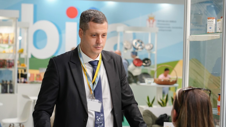 Cmana Medino - Marko Petrović