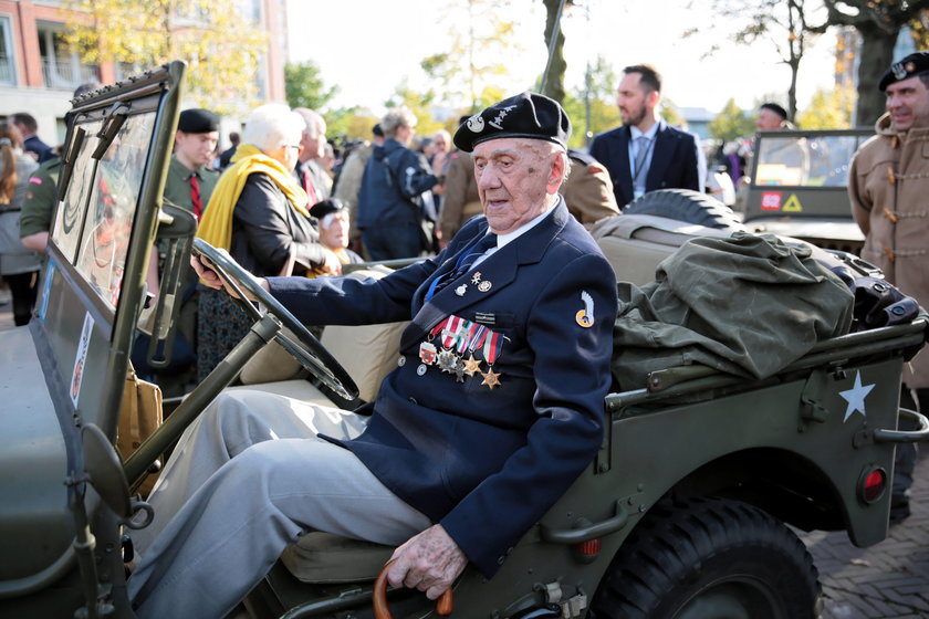 75. rocznica wyzwolenia Bredy. Holendrzy oddali hołd polskim żołnierzom