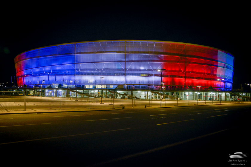 Polska solidaryzuje się z Francją