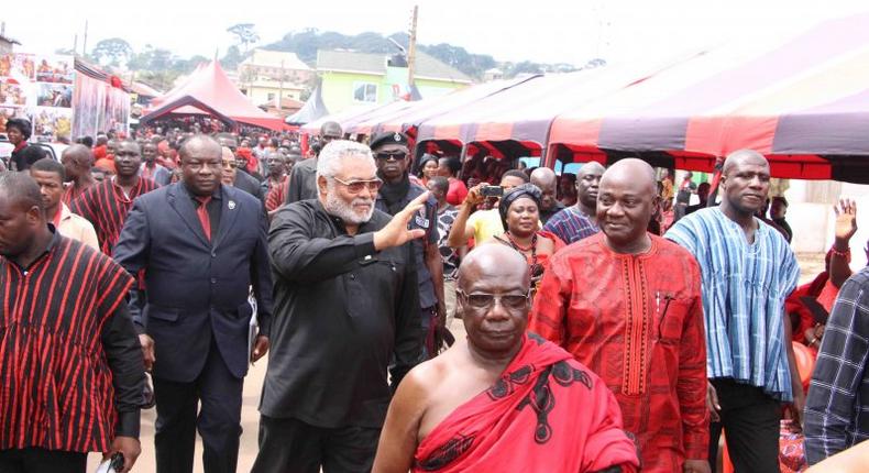 The former President made the call when he led a delegation to participate in the final funeral rites of Osuodumgya Otutu Kono III, Akuapem Nifahene and Adukromhene at the Chief’s Durbar Grounds, Osipim-Adukrom on Saturday.