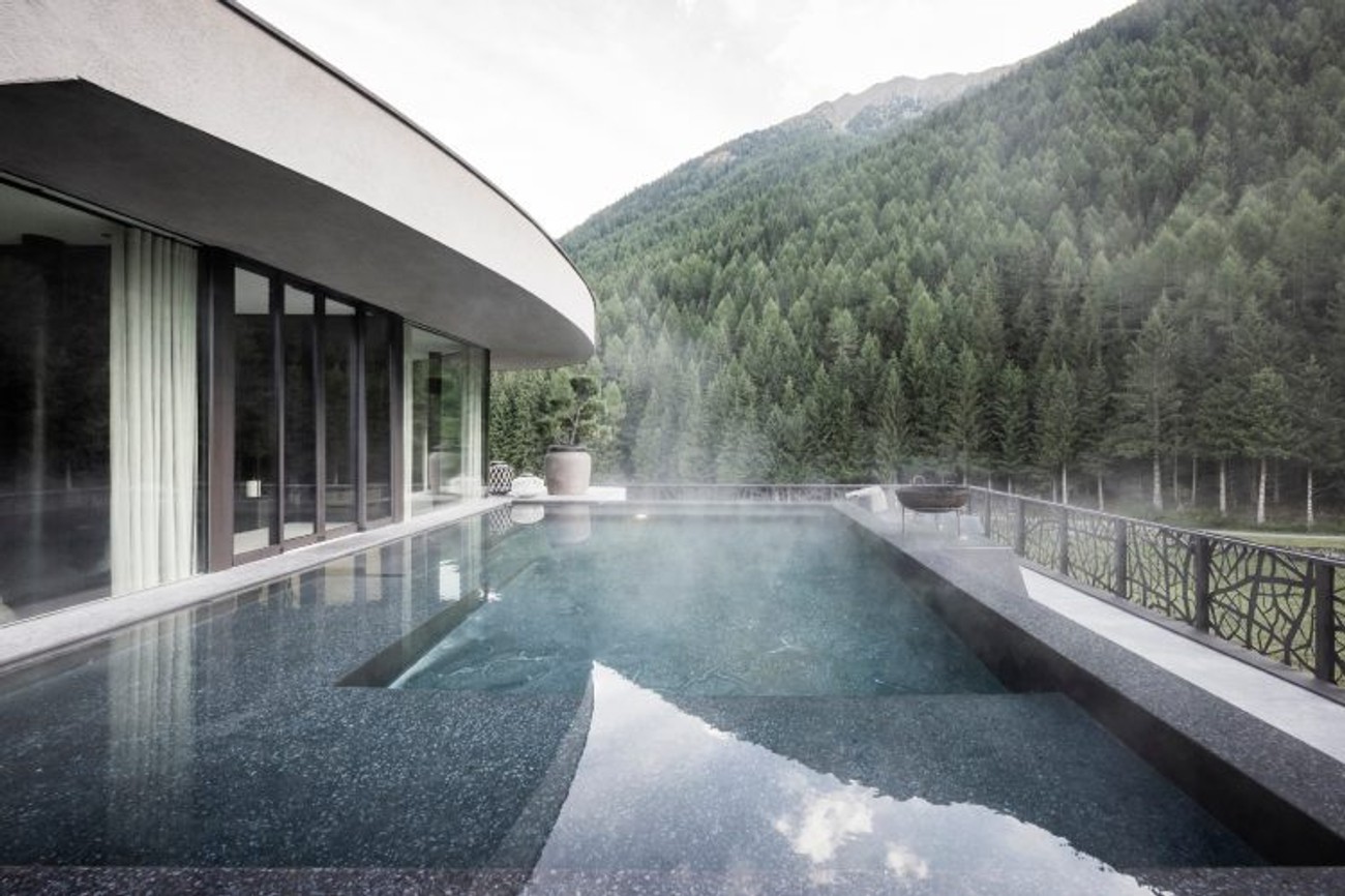 Ovaj hotel nije kao ostali: Spoj Dalekog Istoka i Alpa menja pogled na odmor