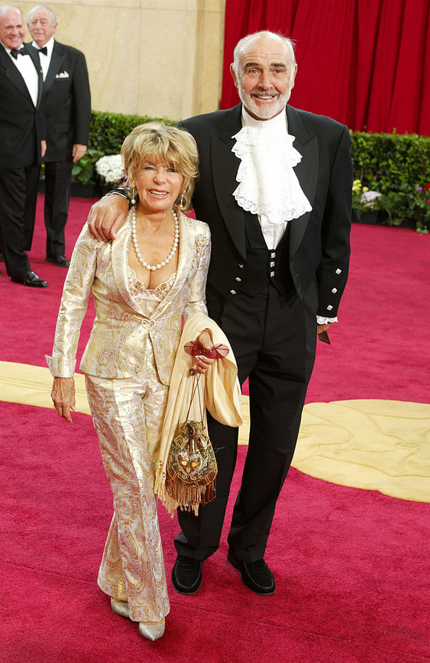 Sean Connery z żoną Micheline Roquebrune na ceremonii rozdania Oscarów w 2003 roku