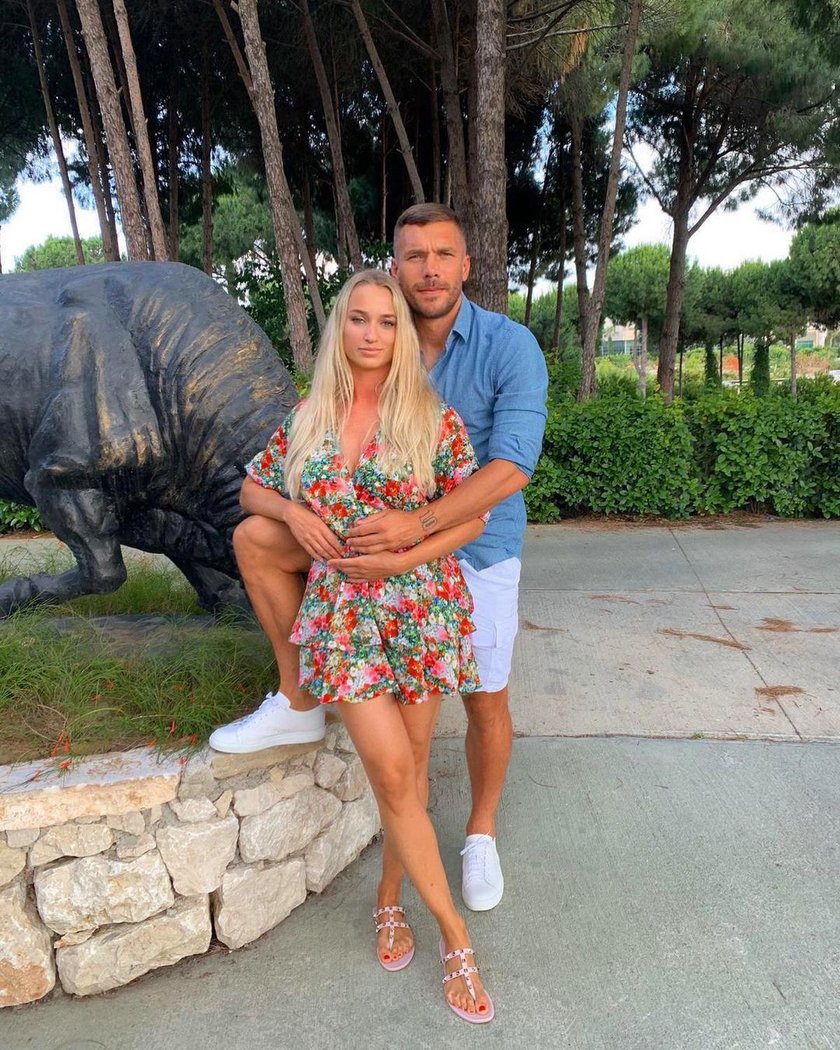 Lukas Podolski Kim Jest Zona Slawnego Pilkarza Monika Puchalska