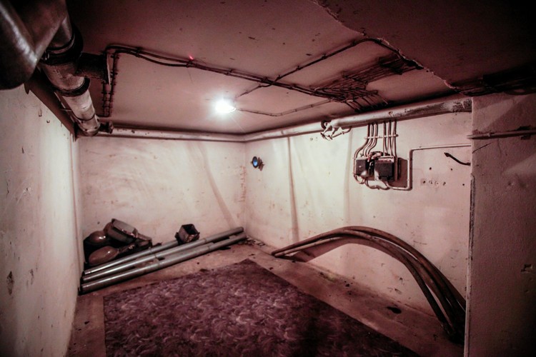 GDYNIA. Schron przeciwlotniczy pod budynkiem przy ul. Chrzanowskiego 14