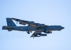 Američki bombarder Boing B-52H stratofortres 