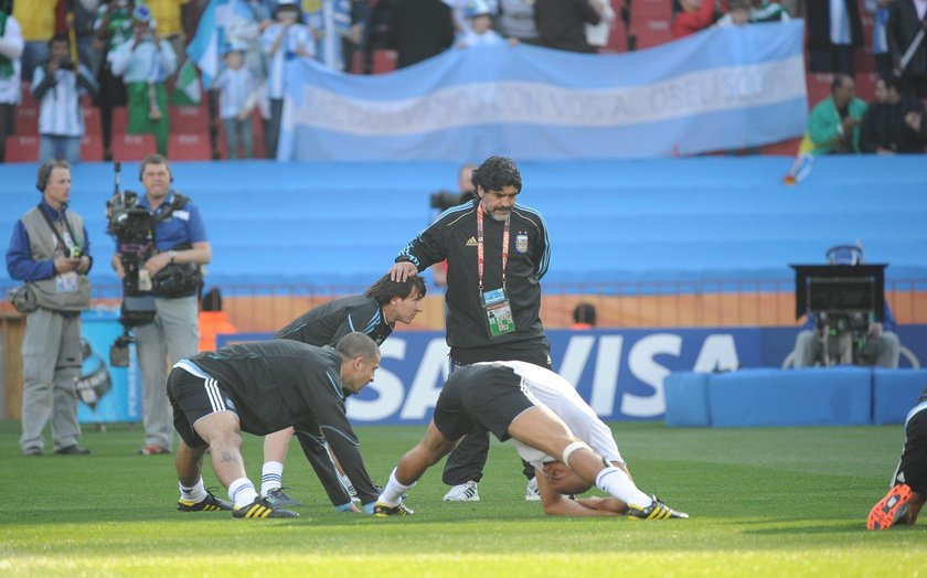 Soccer FIFA World Cup 2010 - Argentina Beats Nigeria 1-0