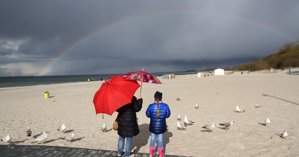 Środa z kapryśną aurą. Gdzie spadnie deszcz, a gdzie pojawią się burze?
