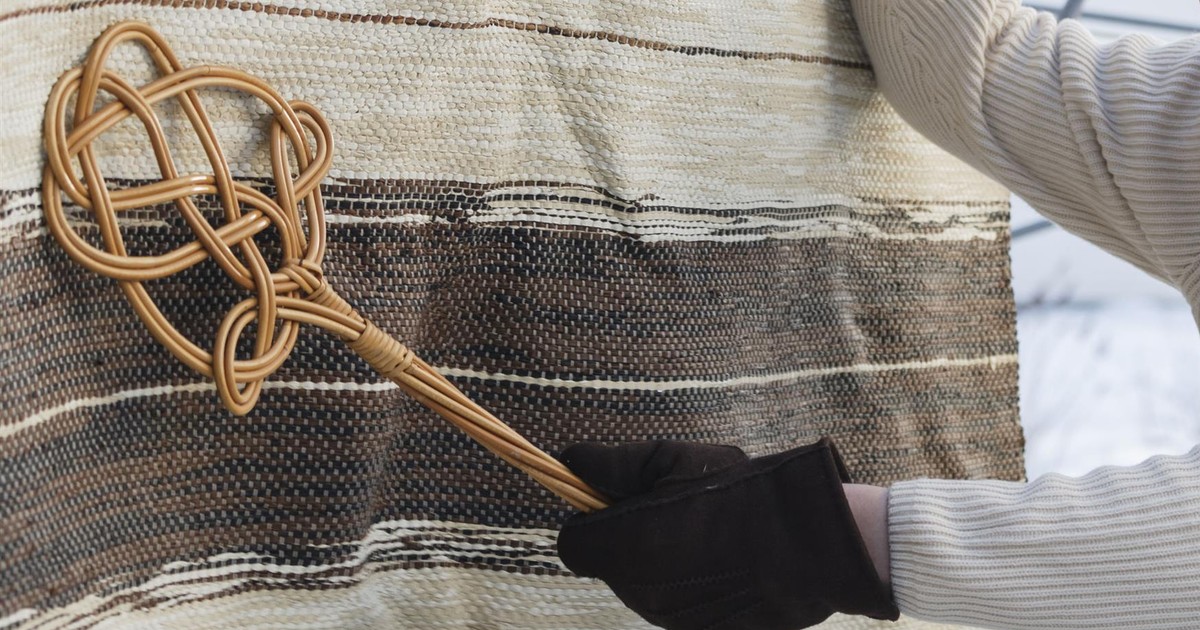 Ten stary nawyk może skończyć się wysoką karą. Tutaj obowiązuje surowy zakaz trzepania dywanów