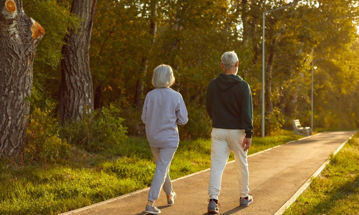 To najlepsza aktywność dla osób po "60". Wcale nie nordic walking ani pływanie