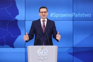 Morawiecki zapowiada: Likwidacja kart kredytowych i premii dla ministrów. W ciągu 2-3 miesięcy redukcja stanowisk w rządzie o 20-25 proc.