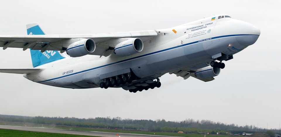 AN-124 RUSŁAN