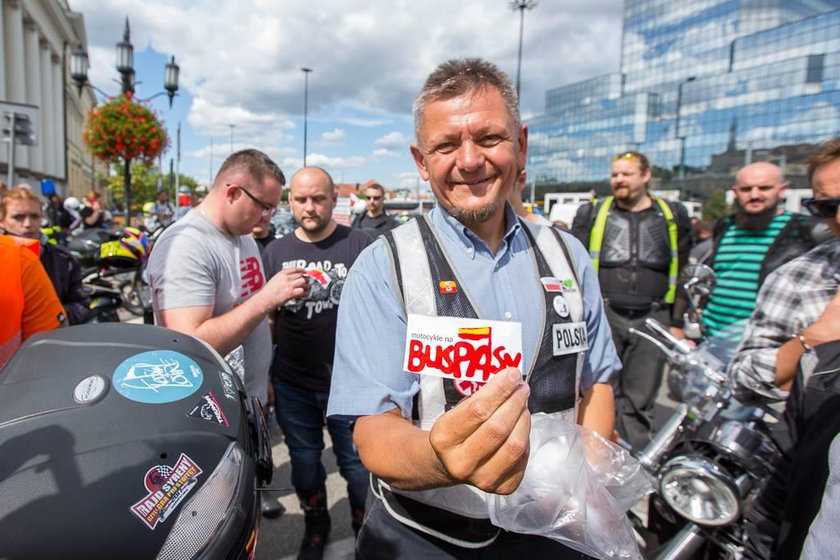 Motocykliści chcą jeździć po buspasach