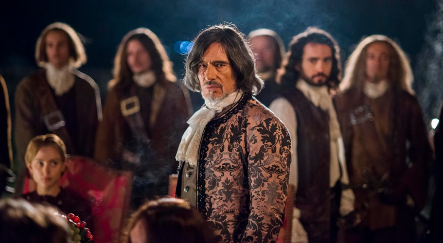 Gérard Lanvin w filmie 'Markiza Angelika'