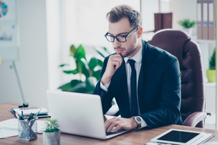 Czego naprawdę boją się polskie firmy? Jedno zagrożenie wiedzie prym [RAPORT]