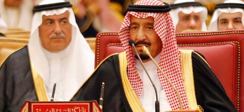 Niskie ceny ropy nie zniechęcają saudyjskiej rodziny królewskiej przed wydawaniem pieniędzy