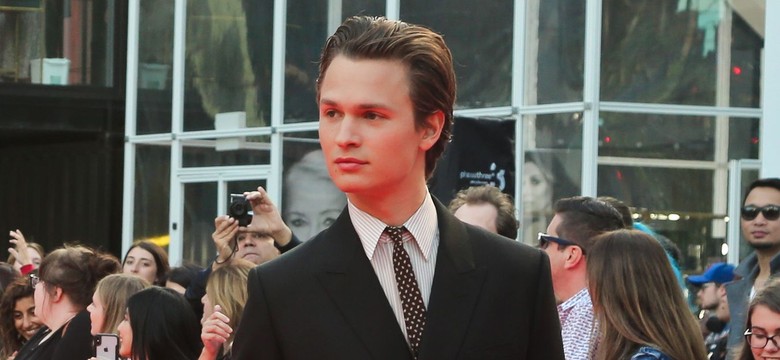 Ansel Elgort oskarżony o molestowanie seksualne 17-latki [WIDEO]