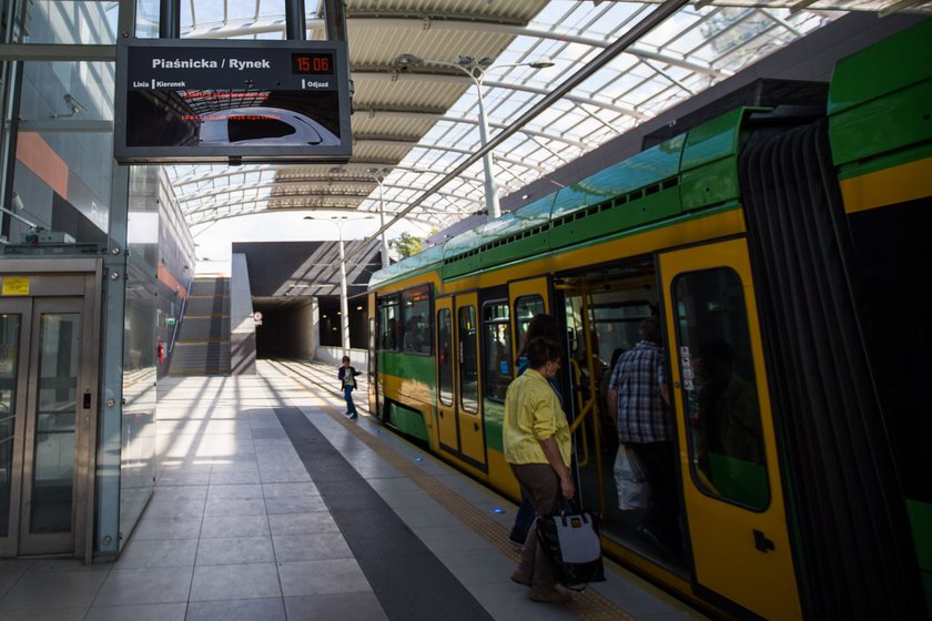 Tablice na trasie tramwajowej na Franowo