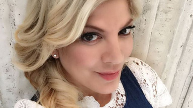 Tori Spelling już tak nie wygląda. Gwiazda po 20 latach zmieniła kolor włosów!