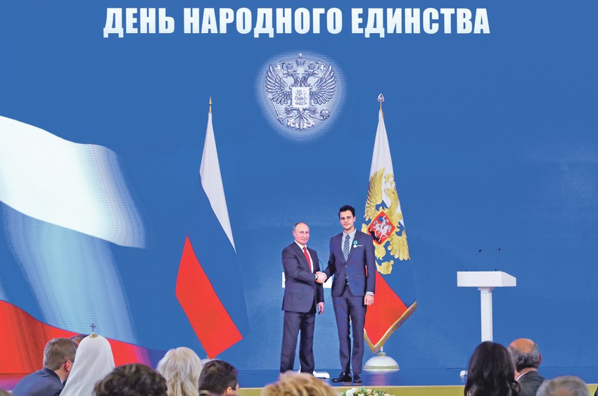 Biković je značajnu karijeru izgradio i u Rusiji, za šta je dobio odlikovanje od Vladimira Putina