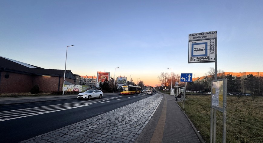 Pętla trasy autobusowej ma być na wysokości ulicy Roślinnej, gdzie dziś jest długa zatoka