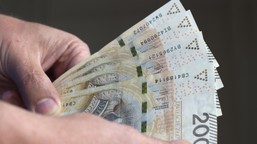 ważne zmiany w 800 plus od 2027 roku. rząd wprowadza nową procedurę