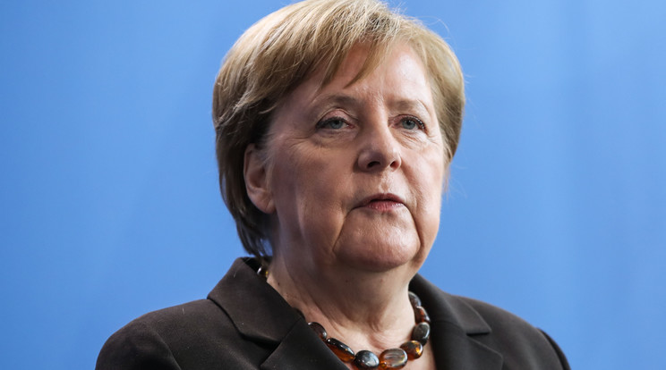 Angela Merkel szerint nem szabad hagyni, hogy a koronavírus továbbterjedjen, különben az egészségügyi ellátórendszer túlterheltté válik / Fotó: Northfoto