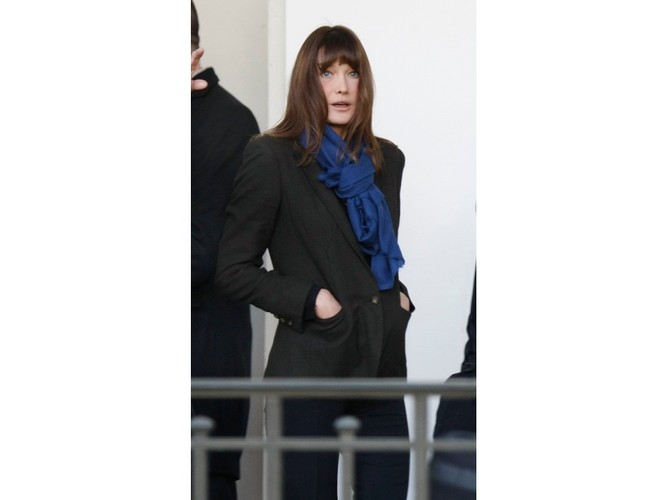 Czy w styczniu 2011 roku I Dama Francji już wyglądała inaczej niż zwykle?