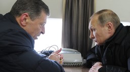 tylko on sprzeciwił się putinowi i pozostał żywy. prawdziwy kozak. dmitrij kozak