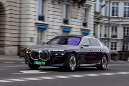 BMW i7 to nowy wymiar luksusu, który zaskakuje na wiele sposobów. Oto czym mnie urzekł