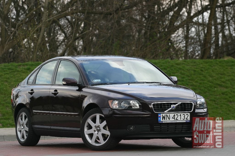 Volvo S40