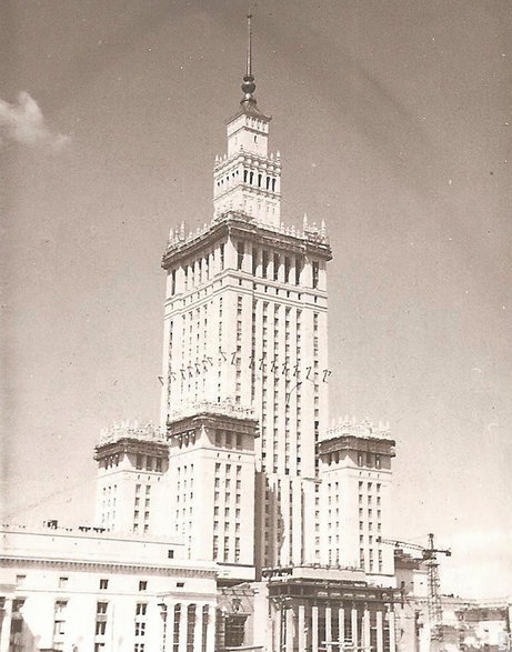 Budowa Pałacu Kultury i Nauki w 1954 r.