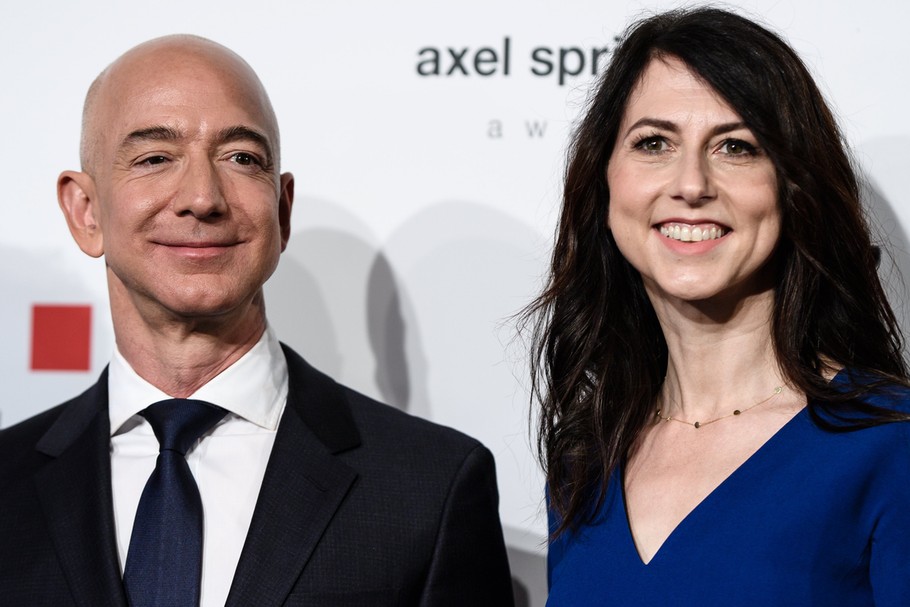 MacKenzie Bezos i Jeff Bezos w trakcie Axel Springer Award 2018 w Berlinie (kwiecień 2018 r.) 