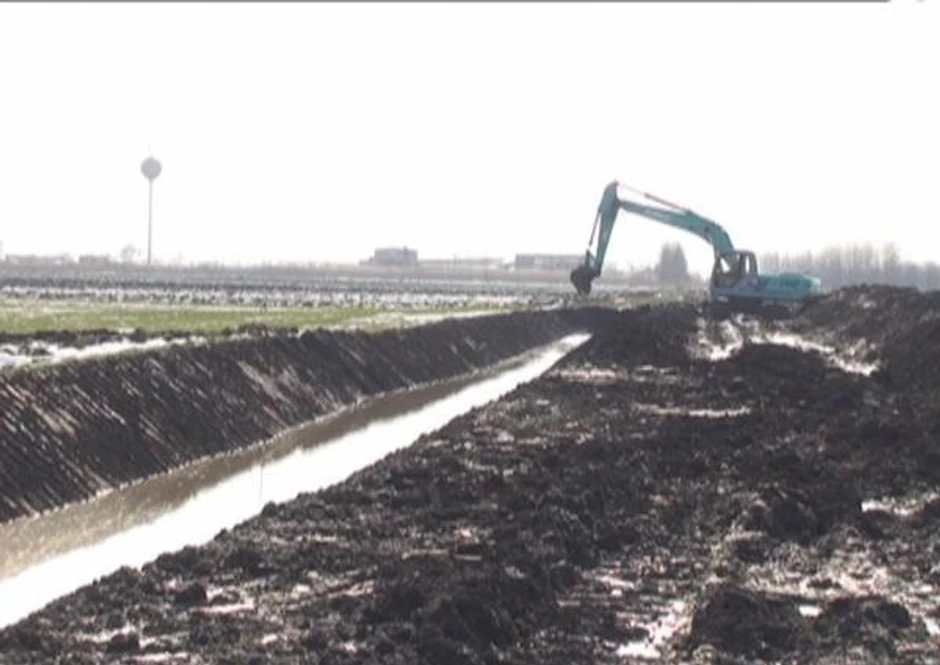 Radovi na kanalu kod Žitišta