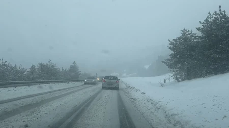 snSk9kpTURBXy83OTQ4ZGZjMzAxNTk1MzcwMTU5NzJlODMwYmIxZGFmZS5qcGeRkwLNAcIA3gACoTAFoTEC (MAPA) NAJNOVIJE UPOZORENJE RHMZ U ovom delu Srbije temperatura sutra pada na skoro -20 STEPENI! Popaljeni meteoalarmi zbog OPASNOG VREMENA, slede temperaturni ŠOKOVI