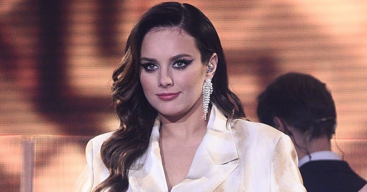 Ewa Farna se chlubí spoluprací s L’Oréal Paris.  Uživatelé internetu útočí