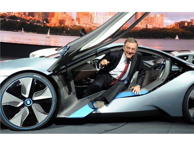 Elektryczny BMW i8 w czasie trwającego właśnie salonu samochodowego we Frankfurcie
