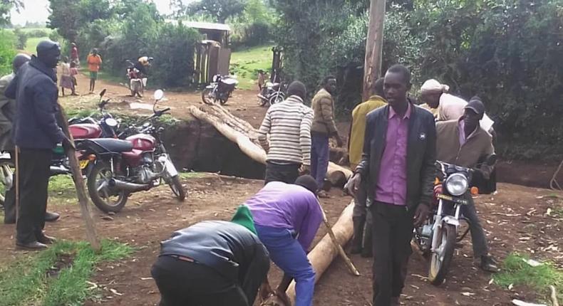 Locals in Bukwo start constructing own bridges as corruption ravages district