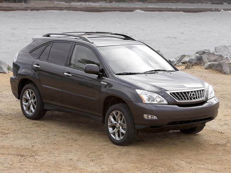 Chicago 2008: Lexus - RX 350 i ES 350 w edycji Pebble Beach