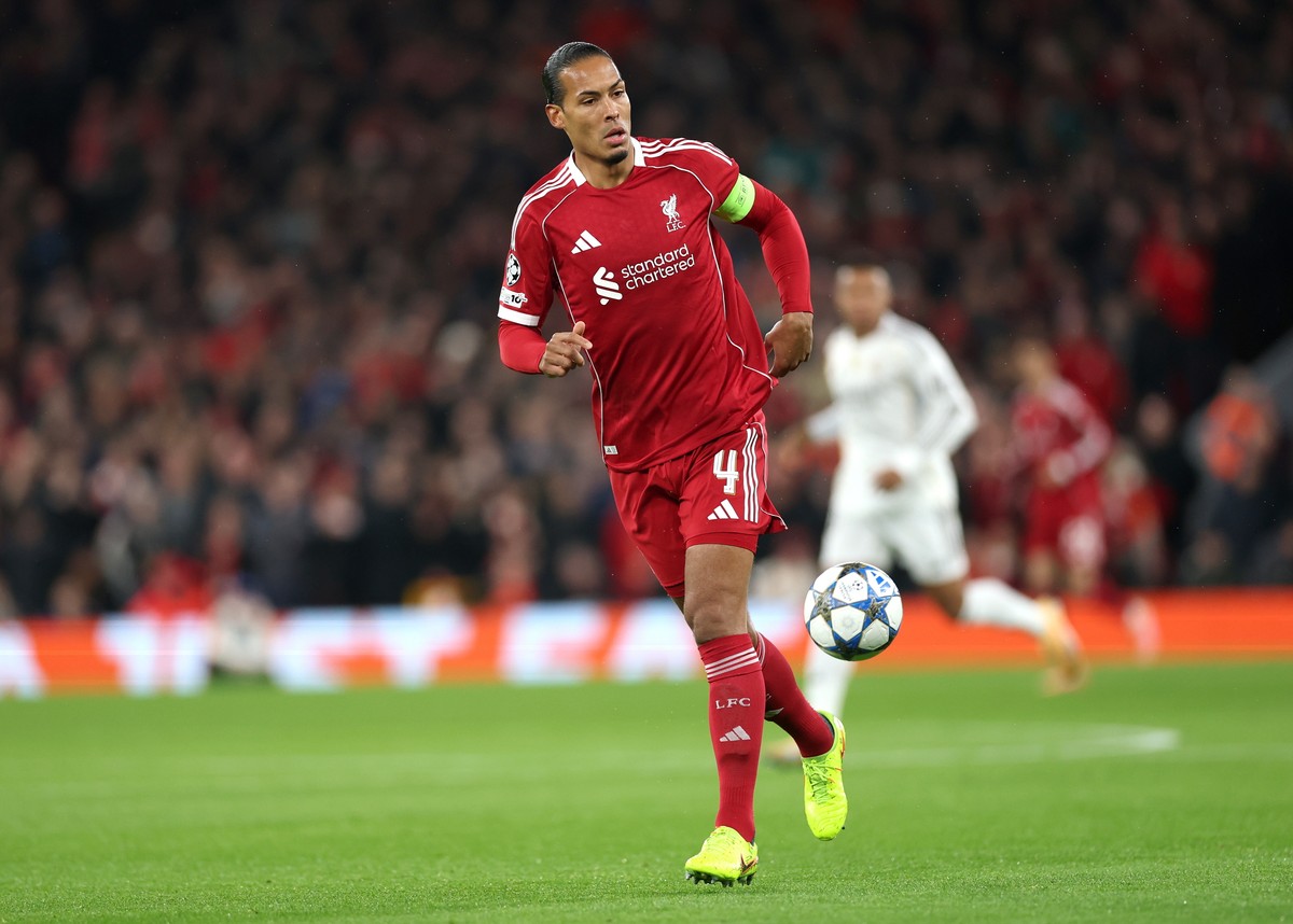 Ten wywiad stał się hitem internetu. Były piłkarz Legii przypomniał najlepszemu obrońcy na świecie zawstydzającą porażkę