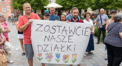 "Nie wszystko jest na sprzedaż". Protest działkowców w Poznaniu. Nie chcą stracić swoich ogródków!