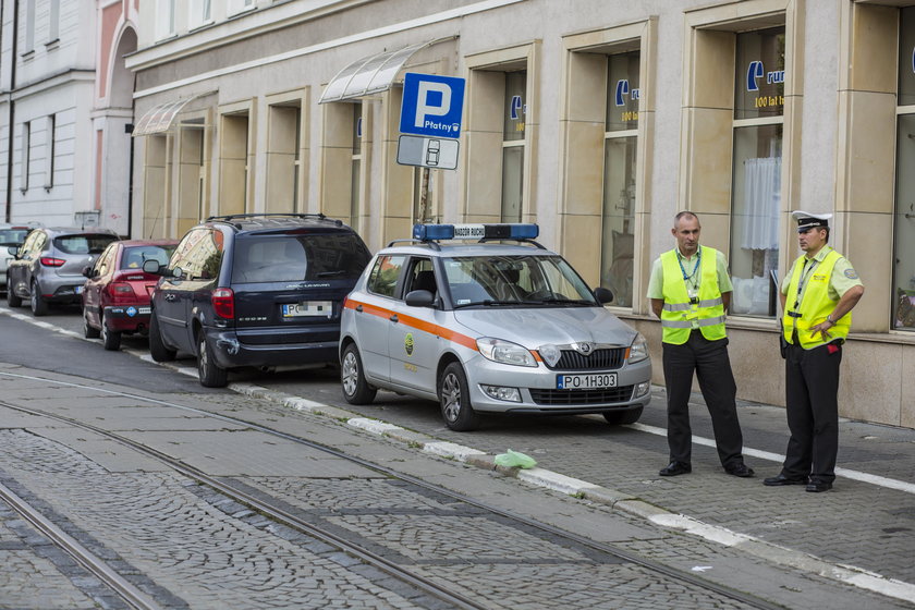 Zabrali miejsca parkingowe