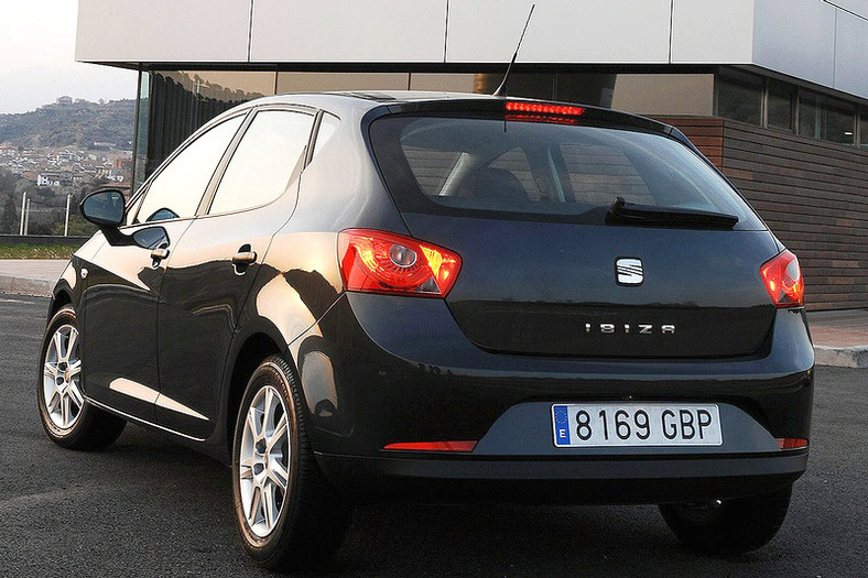 Seat Ibiza: 1,6 TDI (77 kW), nowe silniki dla Exeo