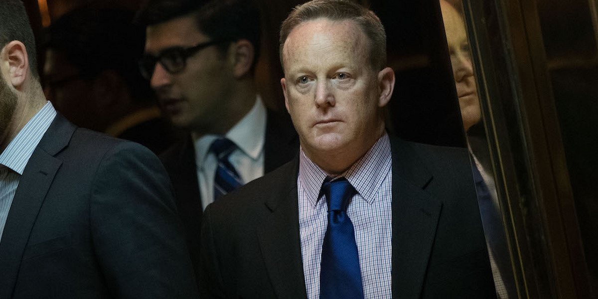 Trump names RNC's Sean Spicer top White House spokesman, announces communications team
