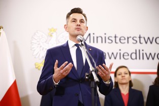Wiceminister sprawiedliwości o ułaskawieniu Kamińskiego i Wąsika: Byli posłowie nie wyjdą zbyt szybko z więzień