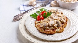 pyszny obiad na piątek. podajemy przepis, ty gotujesz. kotlety ziemniaczane z pieczarkami