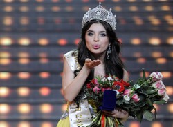 Mądrości 18-letniej Miss Rosji. Pussy Riot wysłałaby na kursy