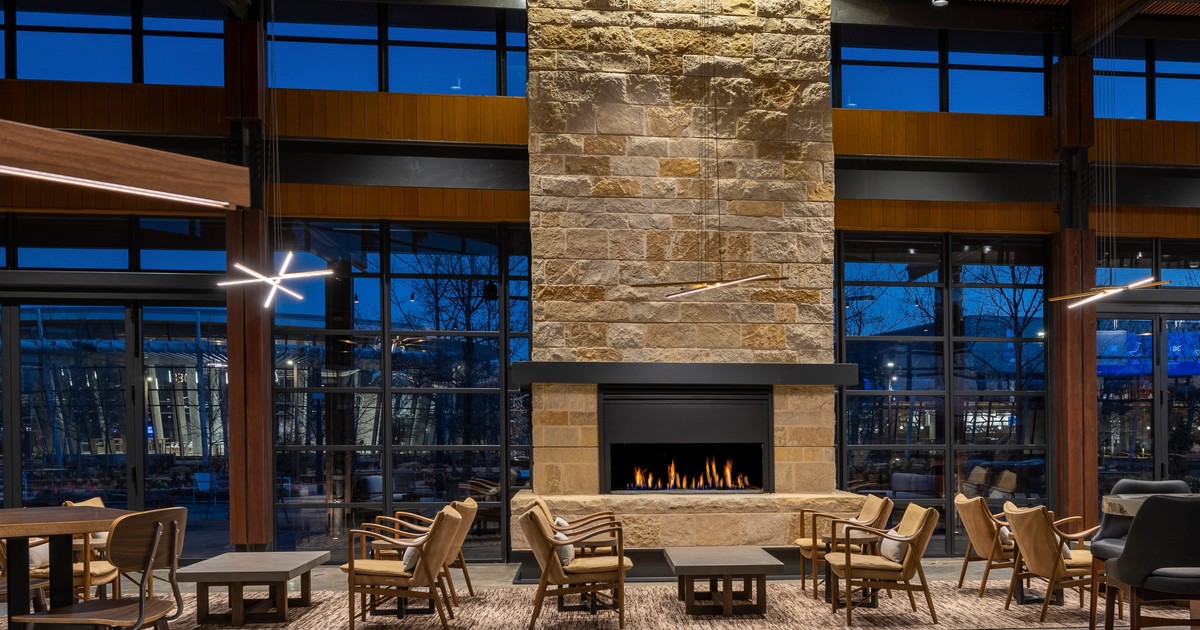 American Airlines has opened a new $250 million employee-only hotel in ...