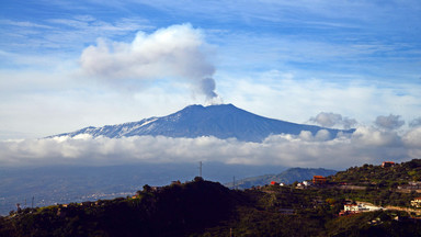 10 osób rannych w wyniku eksplozji jednego z kraterów wulkanu Etna